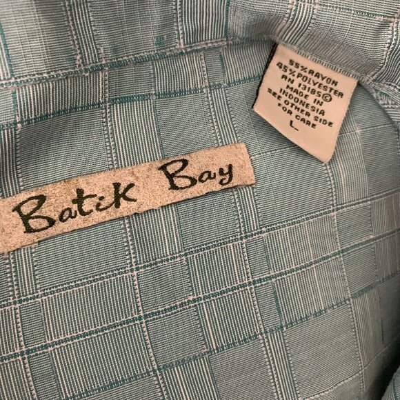 Batik Bay Button Up Camp Shirt L Green Checkered Short Sleeve Pocket Rayon - Picture 6 of 6